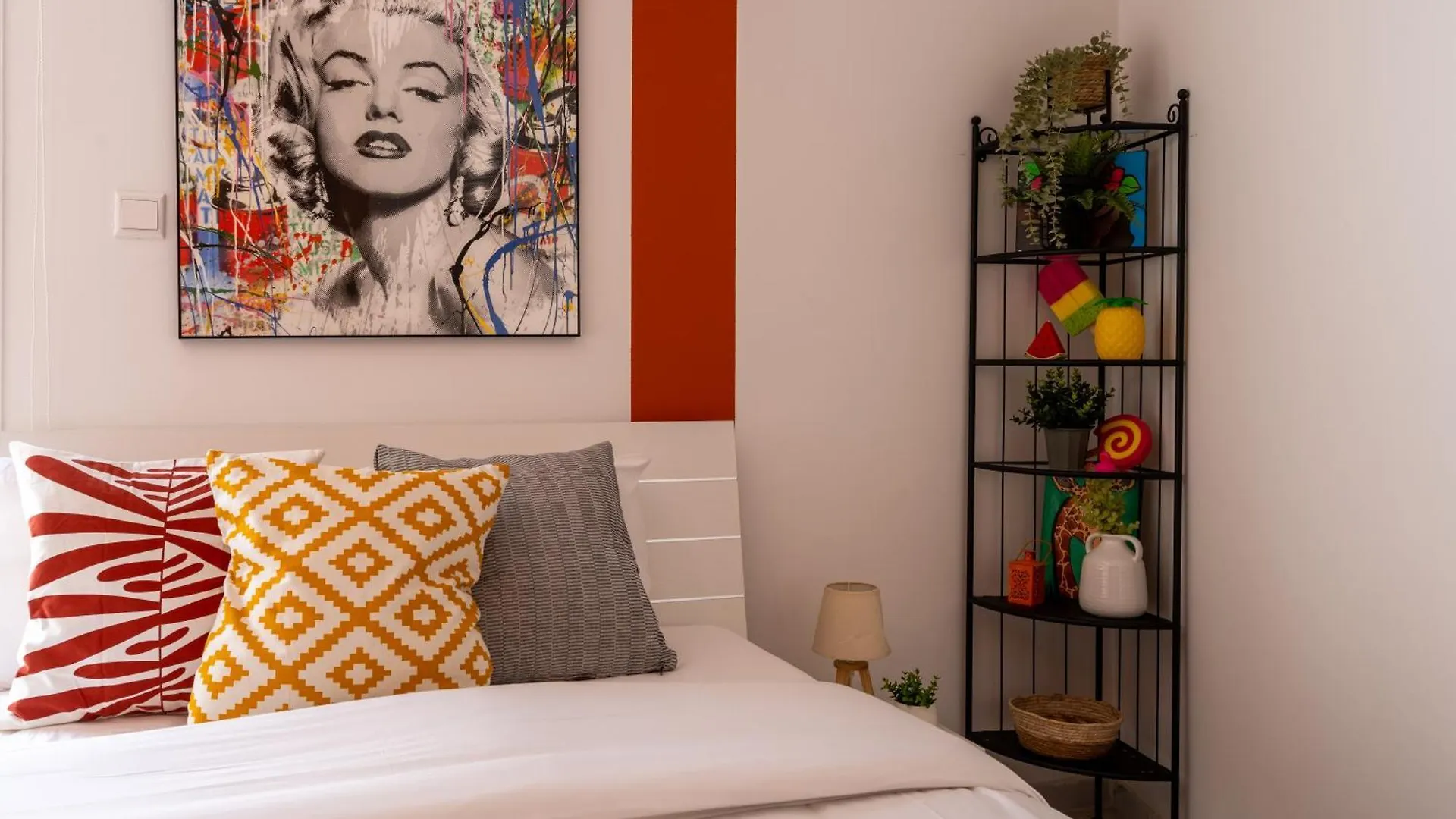 The Pop Art Residences & Studios In Larnaca Appartement