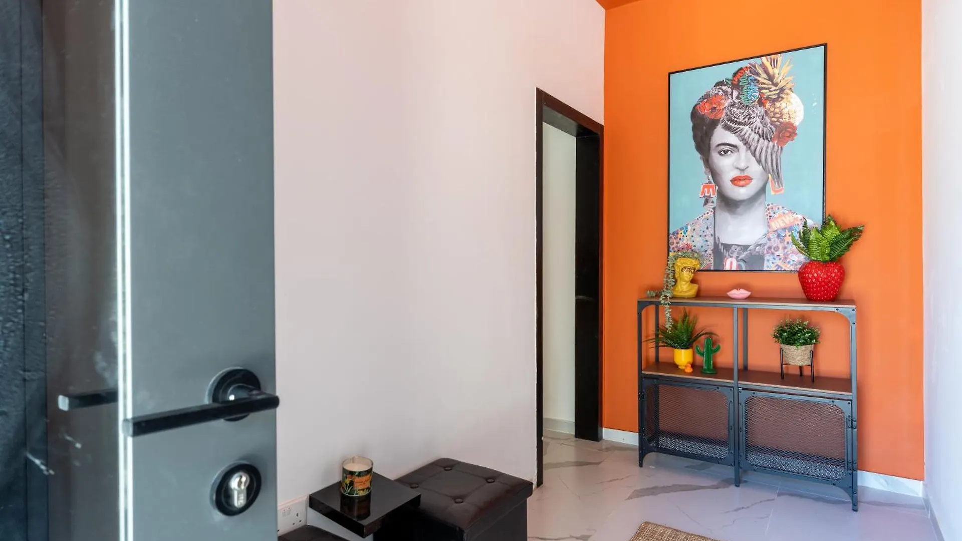 The Pop Art Residences & Studios In Larnaca Appartement