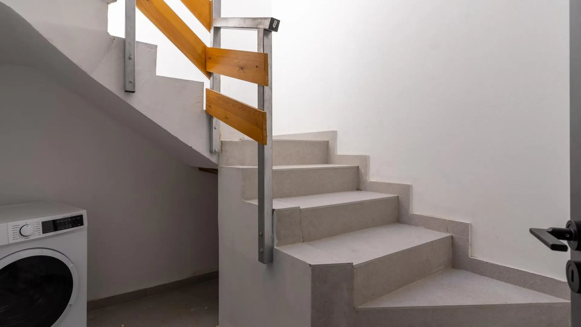 The Pop Art Residences & Studios In Larnaca 0*,